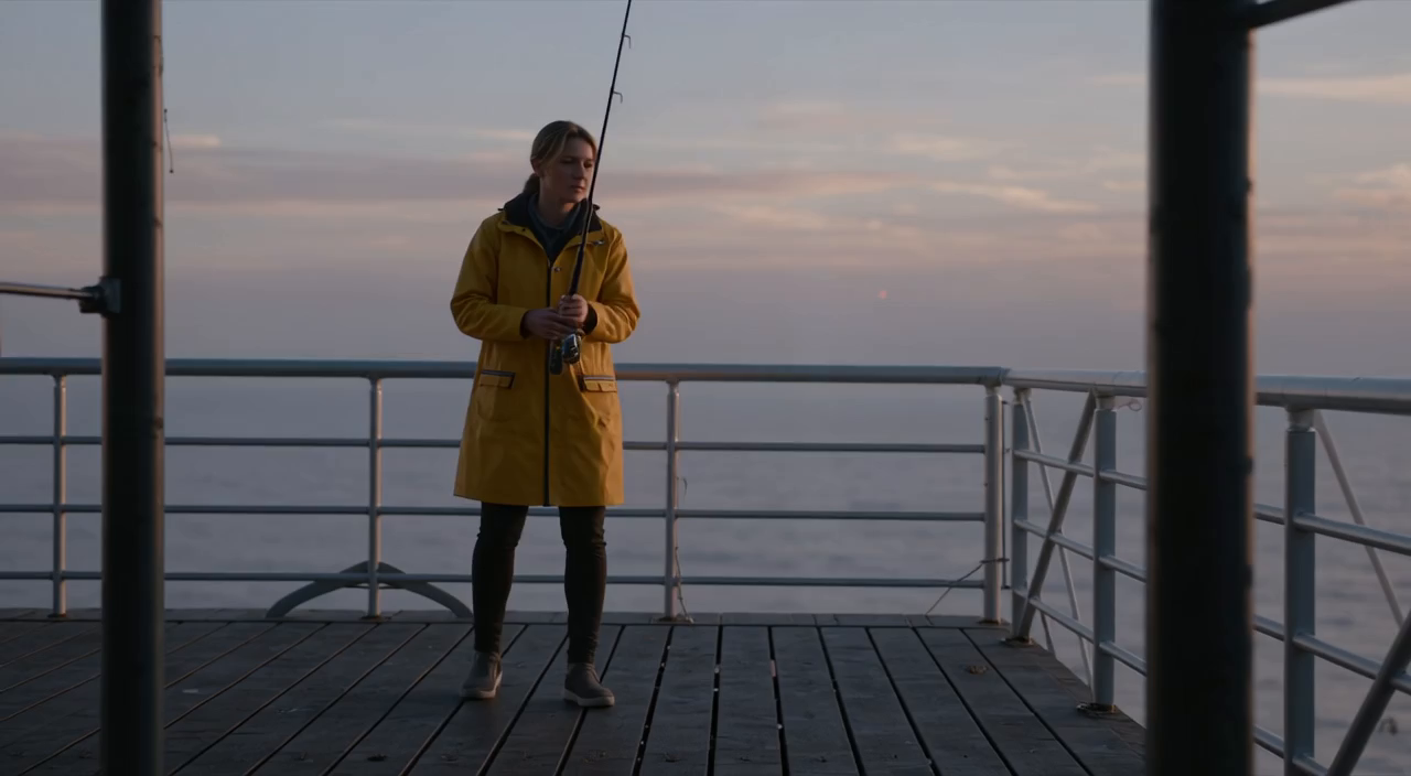 fisherwoman-dock